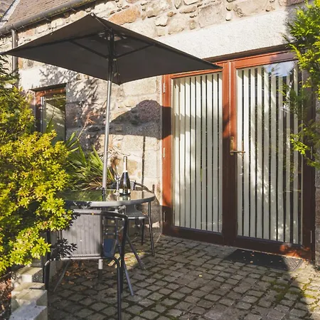 Stunning Country House - Cinema, Games Room & Hot Tub Inverurie Exterior photo